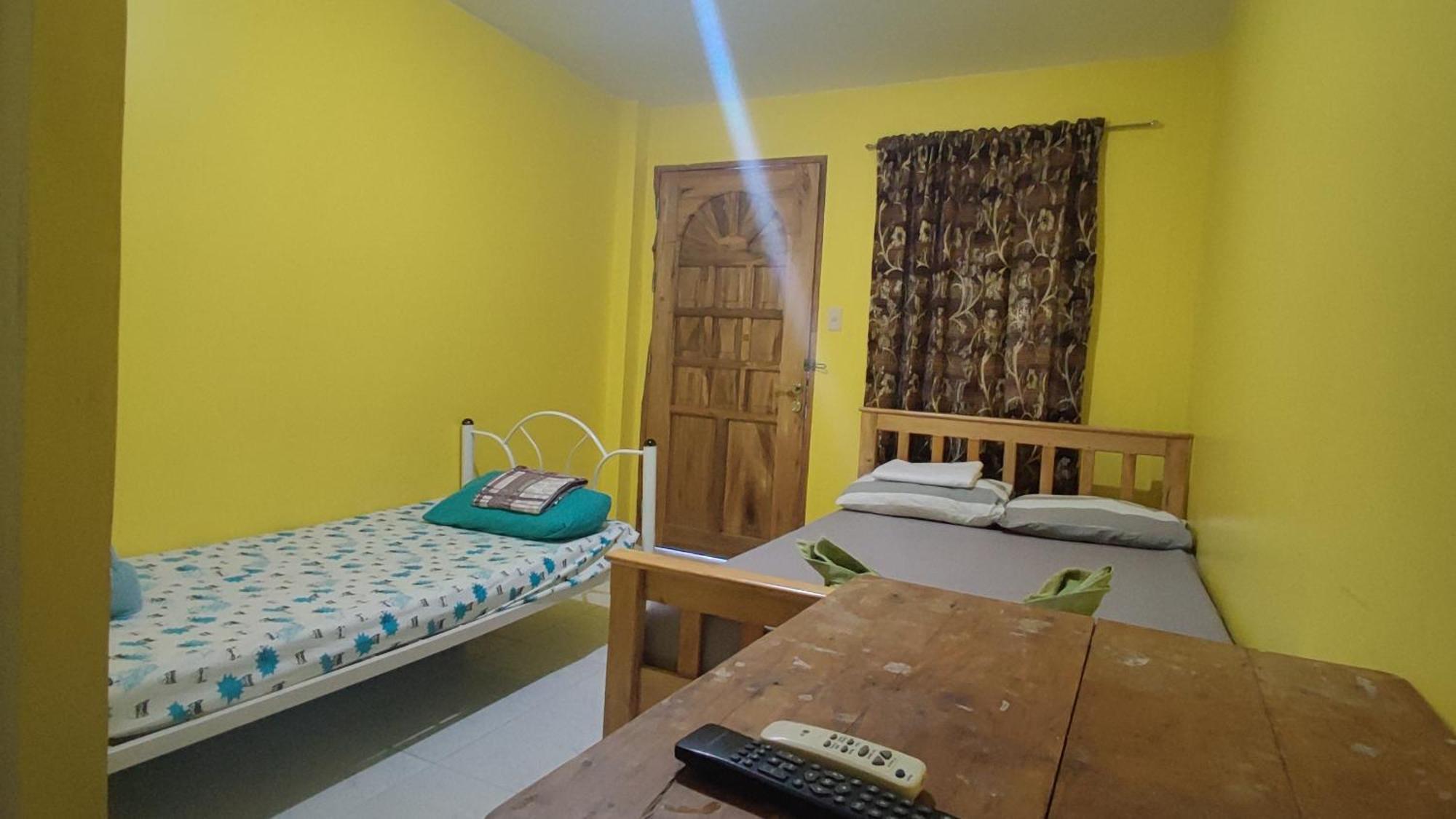R & R Guesthouse Сикихор Экстерьер фото
