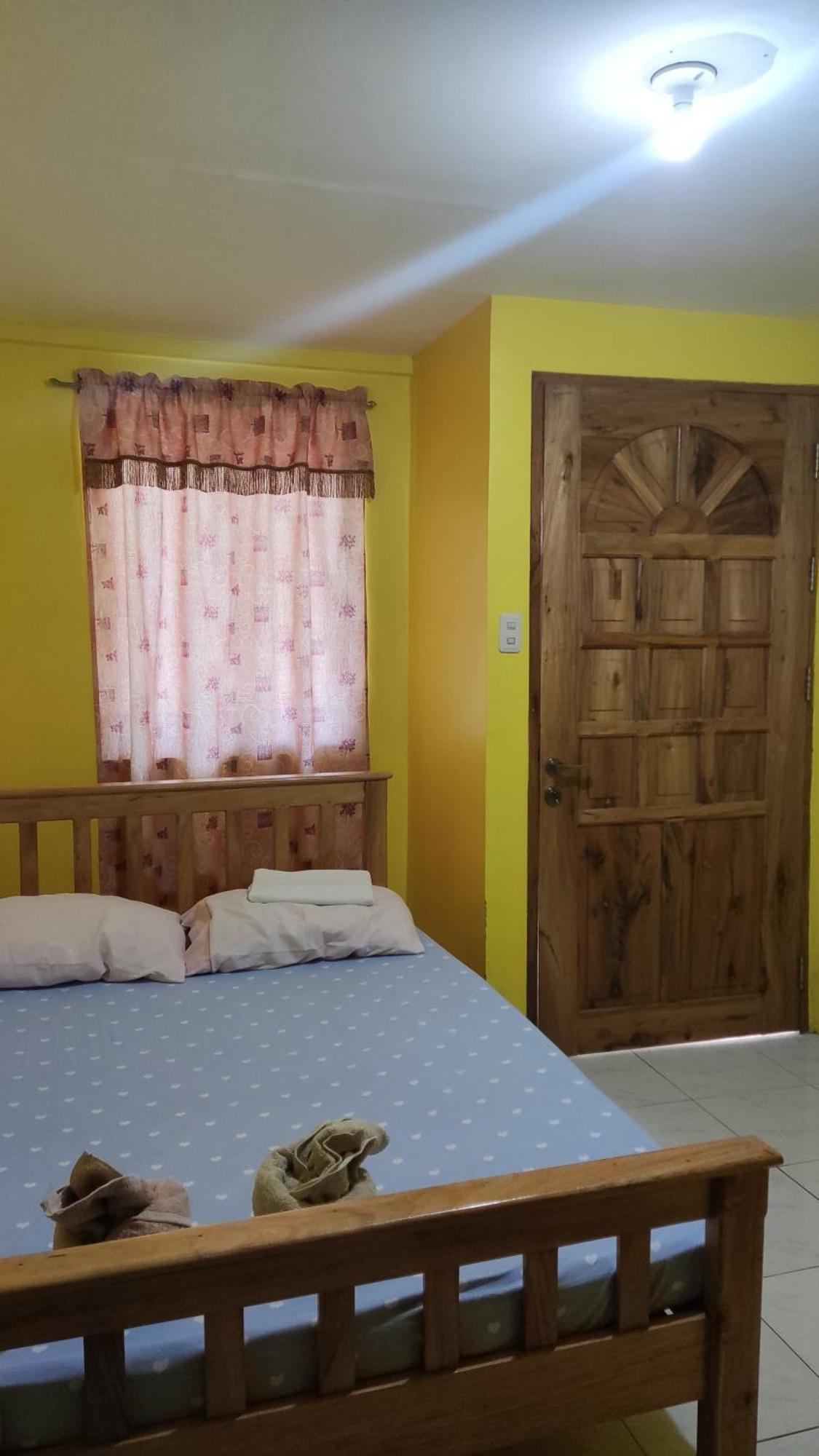 R & R Guesthouse Сикихор Экстерьер фото